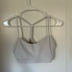 Lululemon Flow Y bra SIZE US 6